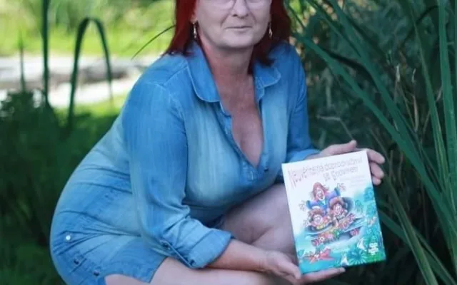 V jedné školce neměli noty, tak jsem si začala vymýšlet písničky, říká autorka knih pro děti Lenka Jakešová