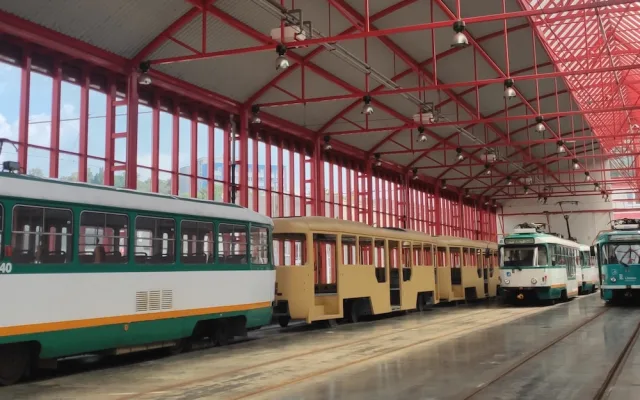 Místo tramvají krása a design. Vozovna dopravního podniku přivítá přehlídky návrhářek Blanky Matragi a Liběny Rochové