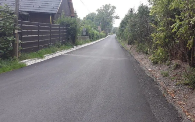 Silnice v Křižanech je hotová. Rekonstrukce odhalila archeologický nález