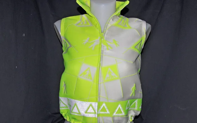 Prototyp vesty při testech viditlenosti