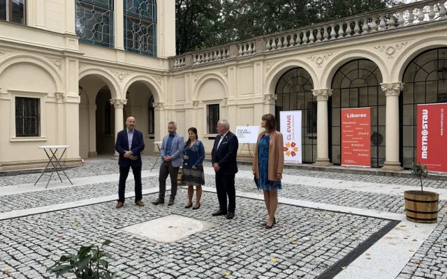 Stavba Liebiegova paláce v Liberci se blíží ke konci. V plánu je i vybudování kavárny