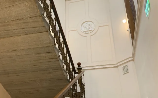 Stavba Liebiegova paláce v Liberci se blíží ke konci. V plánu je i vybudování kavárny