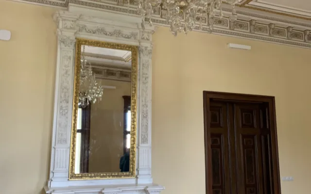 Stavba Liebiegova paláce v Liberci se blíží ke konci. V plánu je i vybudování kavárny