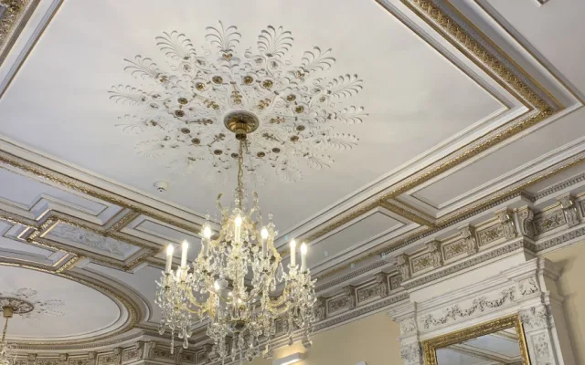 Stavba Liebiegova paláce v Liberci se blíží ke konci. V plánu je i vybudování kavárny