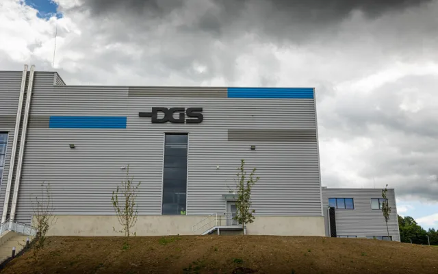 Ve Frýdlantu se otevřela nová výrobní hala společnosti DGS. Nabídne až čtyři stovky pracovních míst