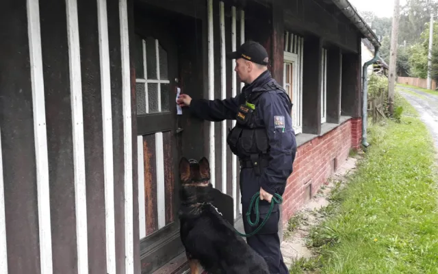 Spolupráce česko-polských hlídek pokračuje. Policie dopadla žháře, objasnila krádeže a kontrolovala chaty