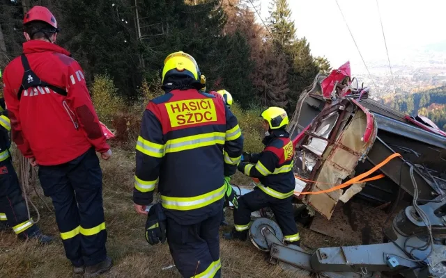 Uplynul rok od tragického pádu lanovky na Ještědu. Vyšetřování stále není uzavřené
