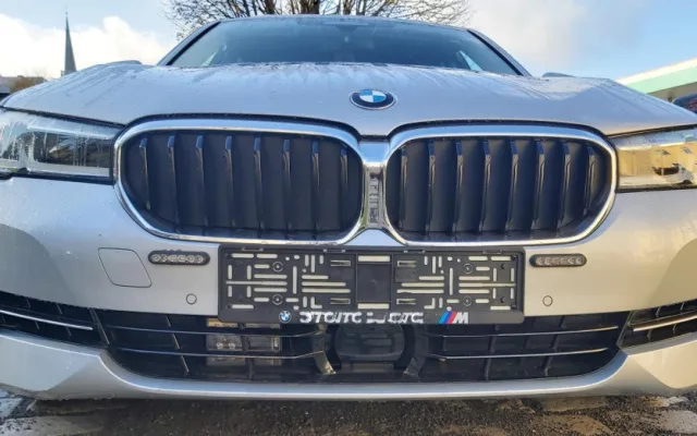 Krajská policie má ve vozovém parku posilu. Nové BMW si došlápne na piráty silnic