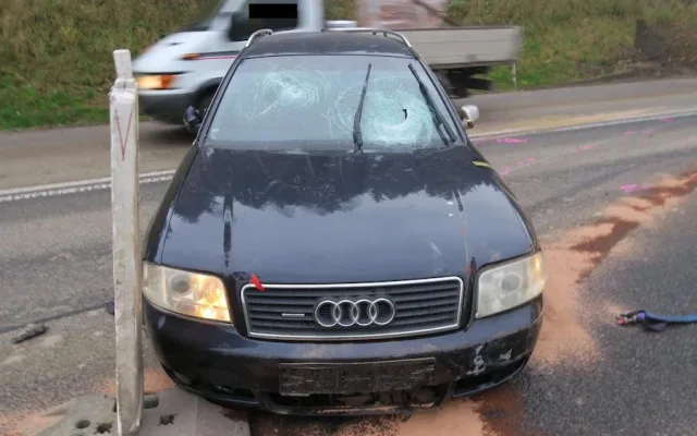 Honička u Jítravy. Ujíždějící auto zastavil až zastavovací pás, silnice byla uzavřená