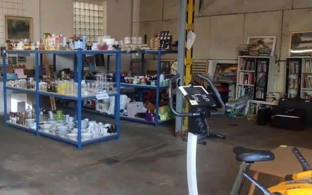 Za deset korun kočárek nebo sedačka. Jablonecké re-use centrum pořádá výprodej