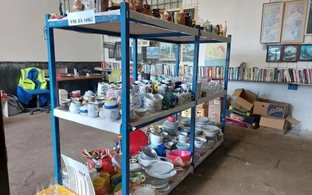 Za deset korun kočárek nebo sedačka. Jablonecké re-use centrum pořádá výprodej