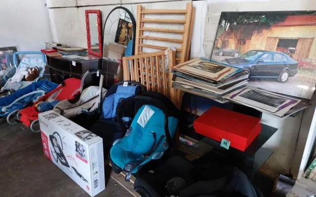Za deset korun kočárek nebo sedačka. Jablonecké re-use centrum pořádá výprodej