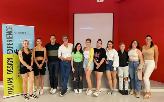 I ty nejchudší ženy vypadaly nádherně, říká studentka oboru Fashion design v Kateřinkách o stáži v Indii