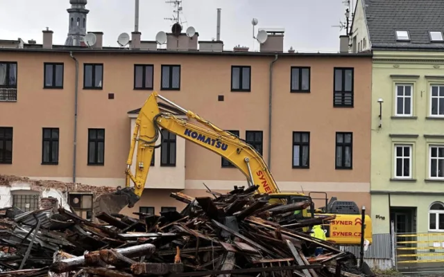 Nemocnice přišla kvůli výstavbě urgentního centra o nejstarší budovu