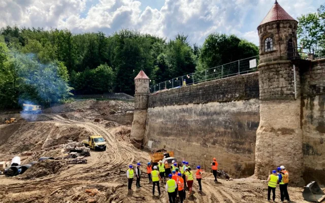 Pokud se neseženou peníze, může dojít k omezení oprav přehrady