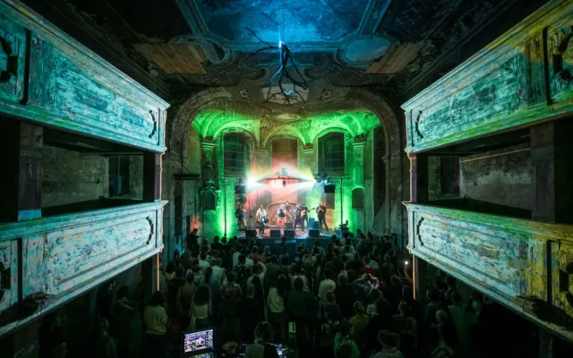 Festival na záchranu kostela v Horním Vítkově nabízí zábavu všem generacím
