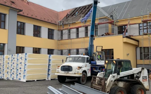 Hrádek nad Nisou opravuje školu a školku za 100 milionů korun