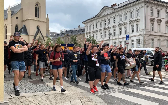 Sparťané prošli Libercem, pochod se obešel bez komplikací