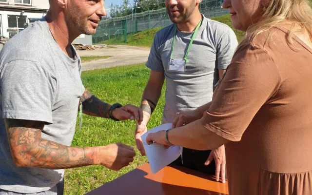 Divadelní představení vězňům ukázalo, jak se pohybovat ve světě financí