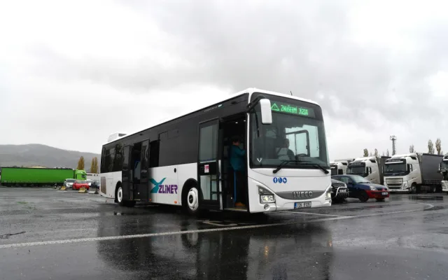 ČSAD Liberec testuje nový autobus Iveco s hybridním pohonem