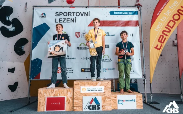Závodníci z LK Boulder si vylezli pro více než dvacítku medailí