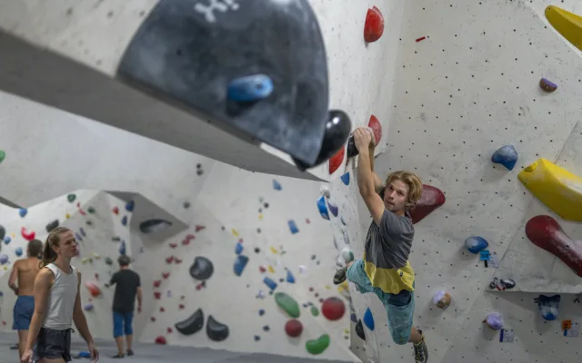 Boulder Point oslaví pět let, nabídne také promítání Lukáše Černého
