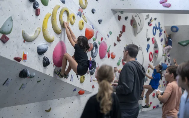 Boulder Point oslaví pět let, nabídne také promítání Lukáše Černého