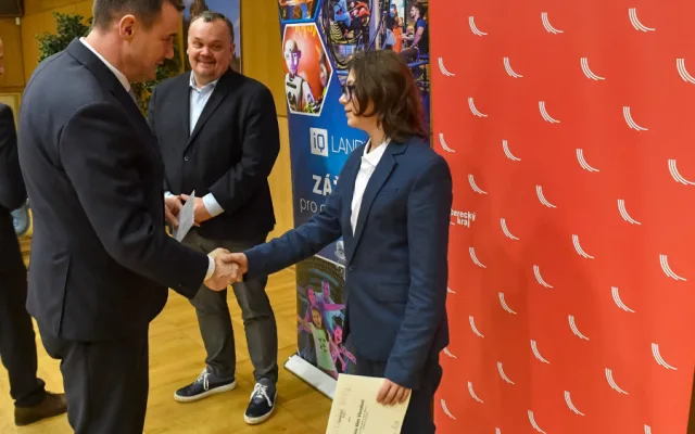 Liberecký kraj letos ocenil 88 žáků za reprezentaci v oblasti vzdělávání