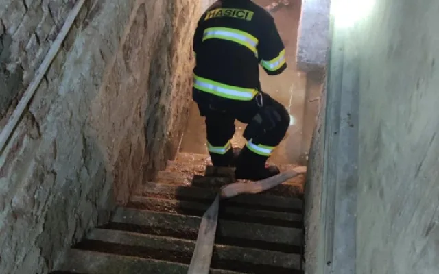 Hasiči mají za sebou náročné svátky. Zaznamenali takřka 350 výjezdů