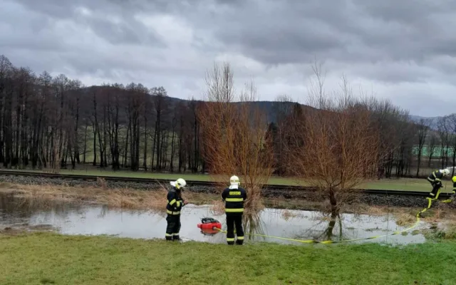 Hasiči mají za sebou náročné svátky. Zaznamenali takřka 350 výjezdů
