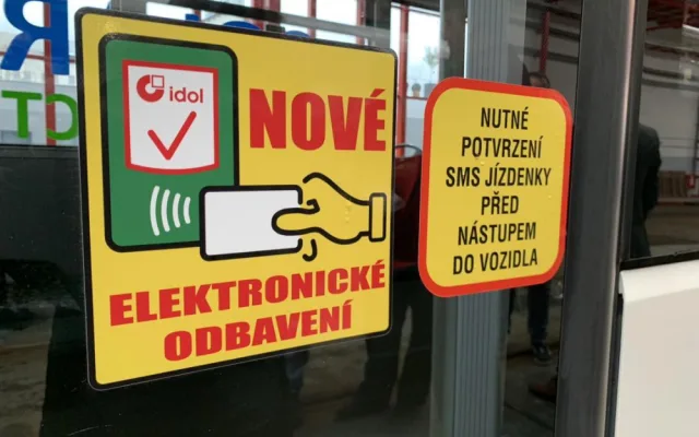 Dopravní podnik spouští nový odbavovací systém. V MHD koupíte jízdné pro celý kraj