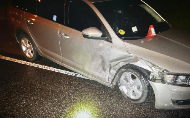Žena vyrazila do ulic, ale před tím si pořádně přihnula. Jízda záhy skončila