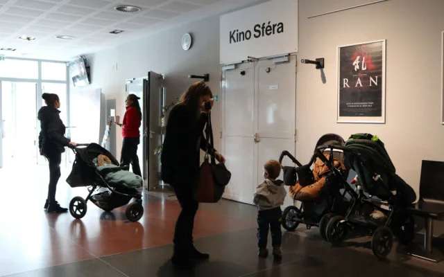 Turnovské kino pořádá filmová dopoledne pro rodiče s dětmi