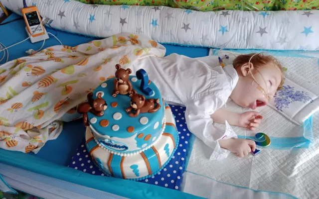 Syn má poškozený mozek a nedožije se rána, řekli Tereze po porodu. Míša teď oslaví tři roky a mamince dává velkou sílu