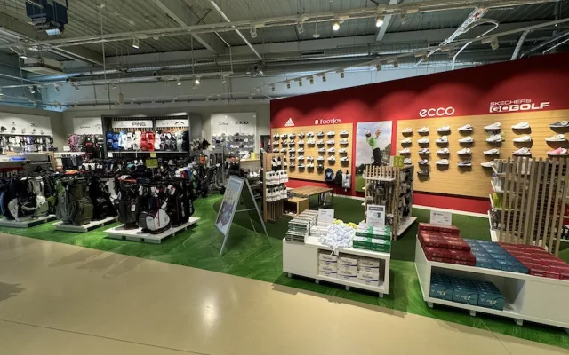 Speciální přístup, komplexní služby. Golf House oslaví deset let v Česku