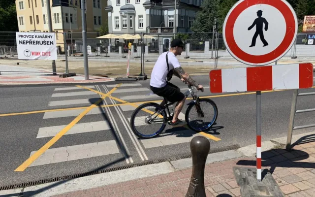 Na parkovišti v Pastýřské i Tržním náměstí bude za pár dní hotovo