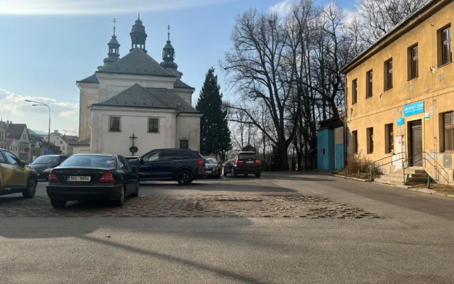 Studentka ukáže lidem, jak může vypadat Malé náměstí vlídněji