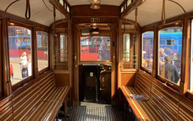 Léto nostalgických jízd. Svezte se tramvají po Liberci nebo historickým autobusem do Jizerek