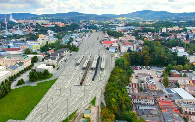 Dopravní terminál v Liberci propojí autobusové a vlakové nádraží. Na podzim začne architektonická soutěž