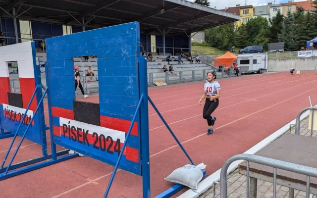 FOTO: Hasička z Liberce reprezentovala kraj na republikovém mistrovství. Překonala svůj rekord