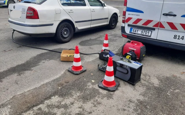 Speciální policejní kontrola na emise. Více než polovina aut měla problém
