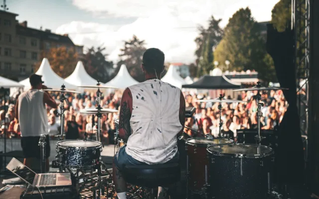 Festival Jablonecká perle slibuje to nejlepší z Jablonce. Od dobrého jídla, přes muziku po videomaping