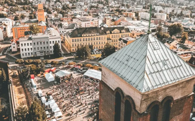 Festival Jablonecká perle slibuje to nejlepší z Jablonce. Od dobrého jídla, přes muziku po videomaping