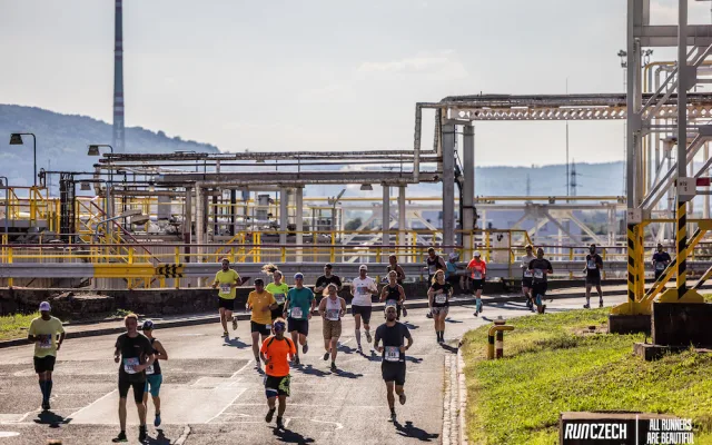 Ústí rozhýbe už 14. půlmaraton. RunCzech připravil i novou desítku a tradiční rodinné běhy