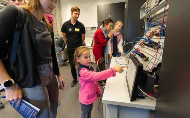 Noc vědců nabídne v Liberci na Technické univerzitě 50 stanovišť, poprvé se zapojí i sportovní hala v Harcově