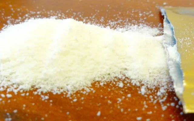 Pomáhala obětem, nyní je obchodnicí s bílým práškem. Znáte Inca Collagen?