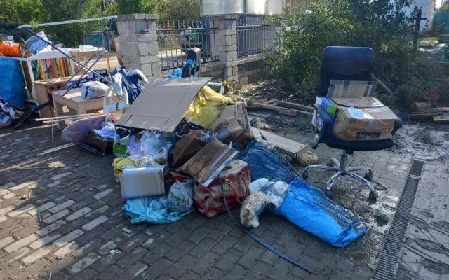 Krakonošův divadelní podzim pomáhá. Vysoké nad Jizerou vyhlásilo sbírku na pomoc vyplavenému herci