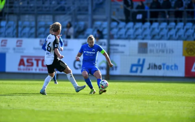 Slovan se proti Českým Budějovicím trápil a odváží si pouze bod za remízu 0:0