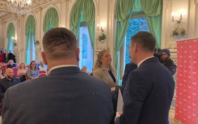 Záchranka slavnostně ocenila své zaměstnance. Ovace vstoje si vysloužil za celoživotní práci lékař Ján Soták