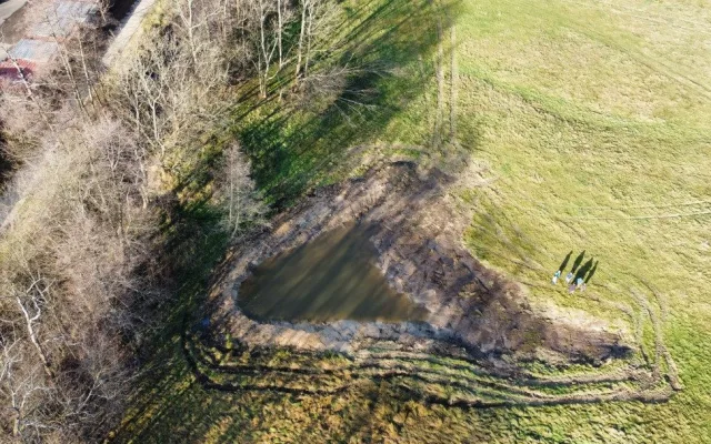 U Frýdlantu má pomoci zadržet vodu v krajině projekt za 5,5 milionu korun. Začínají díky němu vznikat tůně a mokřady